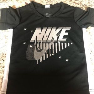 Nike sheer dri fit black and white trim